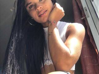 エロティックなビデオチャット marianaoz