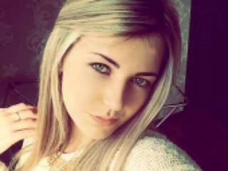 エロティックなビデオチャット marinaa011