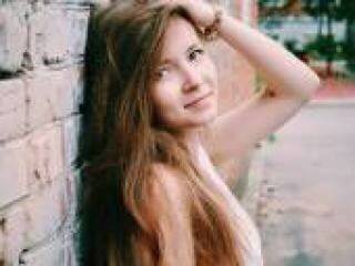 エロティックなビデオチャット maroonmolly