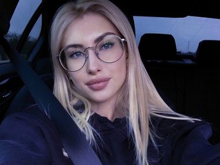 エロティックなビデオチャット MashaTitova