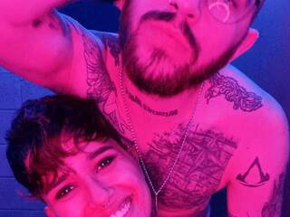 エロティックなビデオチャット MattAndStacey