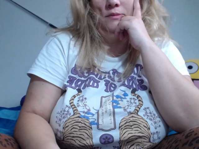 ブロードキャストスクリーンショット maturboobsbig