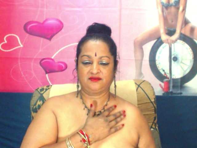 写真 matureindian ass 30 no spreading,boobs 20 all nude in pvt