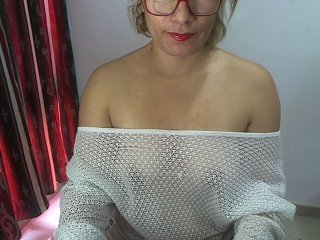 写真 maturesmilfx9 sqrt.350. dp 250,dildo pussy 150 lovense active 300, flash 30