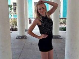 エロティックなビデオチャット maximka084