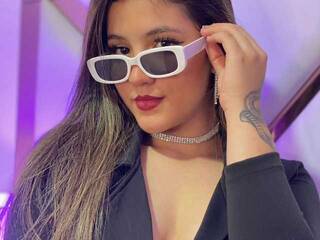 エロティックなビデオチャット Maya-Foxx1