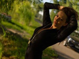 エロティックなビデオチャット MayaHipnoteyes