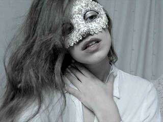 エロティックなビデオチャット mayasweets