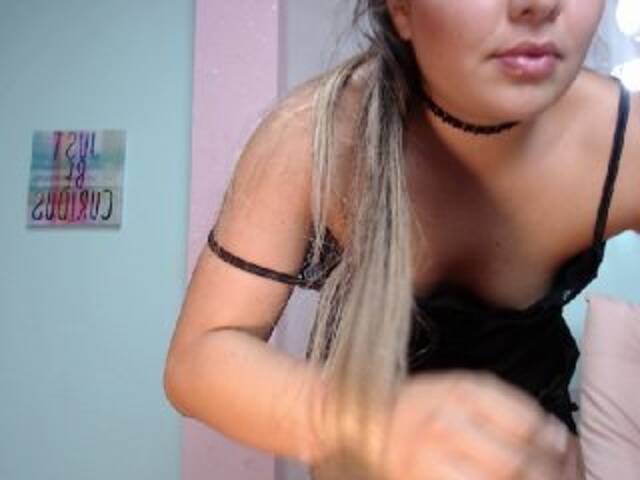 ブロードキャストスクリーンショット MeganJacobs