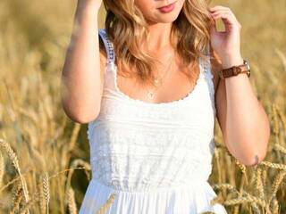 エロティックなビデオチャット MeganThornee2