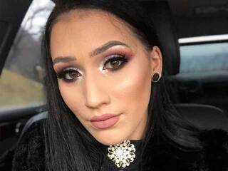 エロティックなビデオチャット Meghan-Riley