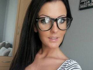 エロティックなビデオチャット MelanieAn