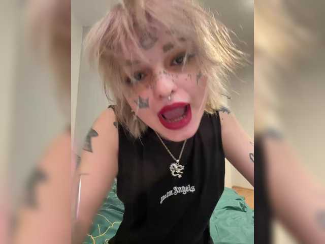 ブロードキャストスクリーンショット MelindaArnold