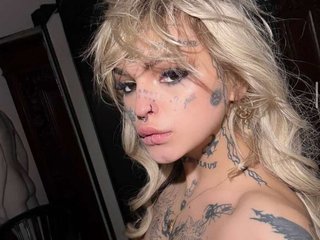 エロティックなビデオチャット MelindaArnold