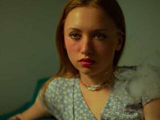 エロティックなビデオチャット MenanieVils