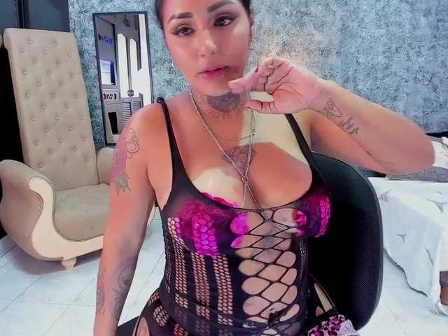 写真 Meredith-rave My pussy wants eat that cock /1@PussyRide 2@AnalBead show // pvt on// personalize your videos// #sexy #bigboobs #bigass #latina #milf #squirt #lovense #colombia