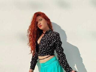 エロティックなビデオチャット MeridaCutte