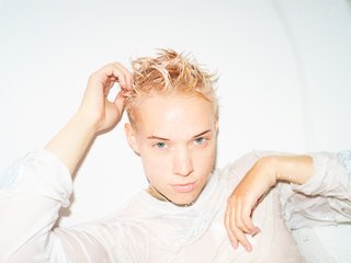 エロティックなビデオチャット tezes