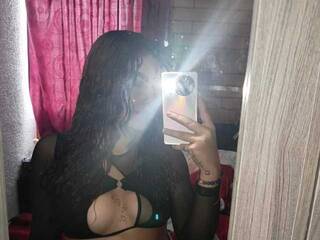 エロティックなビデオチャット Mia--foxed