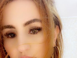 エロティックなビデオチャット mia-lourence