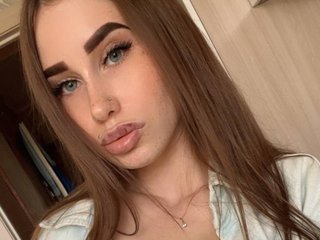 エロティックなビデオチャット Mia-Milson