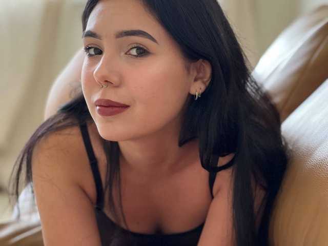 プロフィールの写真 Mia-Roberts77