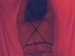 エロティックなビデオチャット Mia023