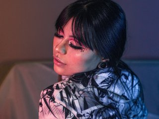 エロティックなビデオチャット miaclarke-