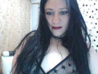 エロティックなビデオチャット miaeyes