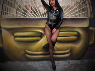 エロティックなビデオチャット MiaFetish