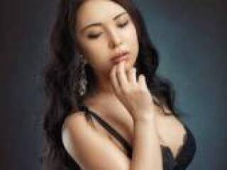 エロティックなビデオチャット miamurrr