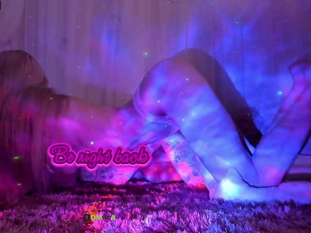 ブロードキャストスクリーンショット Mia_Milasheva