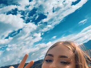 エロティックなビデオチャット MicaelaSmith