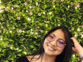 エロティックなビデオチャット michellluna