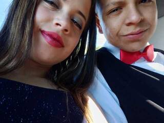 エロティックなビデオチャット MikeAndSahsa