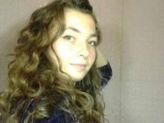 エロティックなビデオチャット miki8mausss