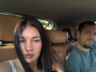 エロティックなビデオチャット mikolas2024