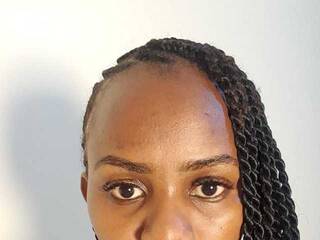 エロティックなビデオチャット Miladoll