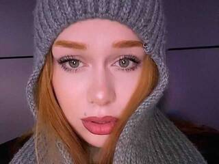 エロティックなビデオチャット milakukushka