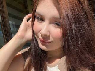 エロティックなビデオチャット Milana-Lavv