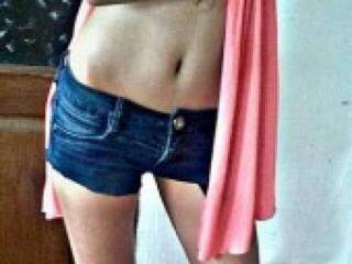 エロティックなビデオチャット milanikel