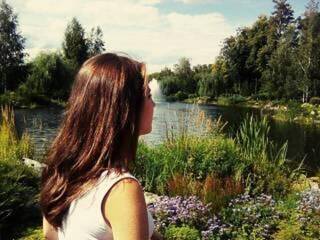 エロティックなビデオチャット milashkari