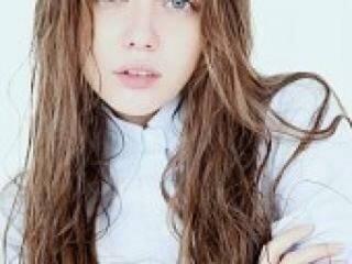 エロティックなビデオチャット milashlaa