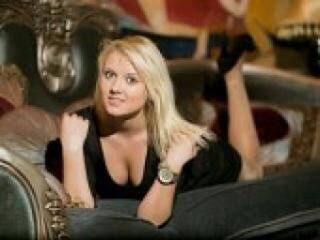 エロティックなビデオチャット miledix