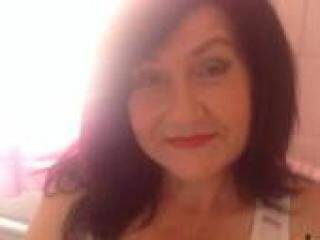 エロティックなビデオチャット milenatv