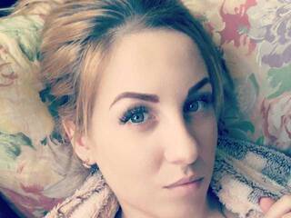 エロティックなビデオチャット MillaJames