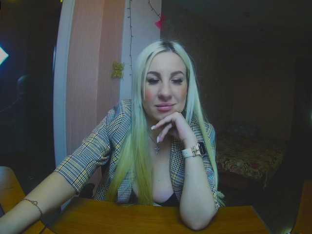 ブロードキャストスクリーンショット MillaJames