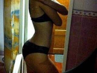 エロティックなビデオチャット millashkaxx