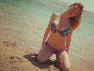 エロティックなビデオチャット millashy