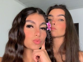 エロティックなビデオチャット millyxnicoll1